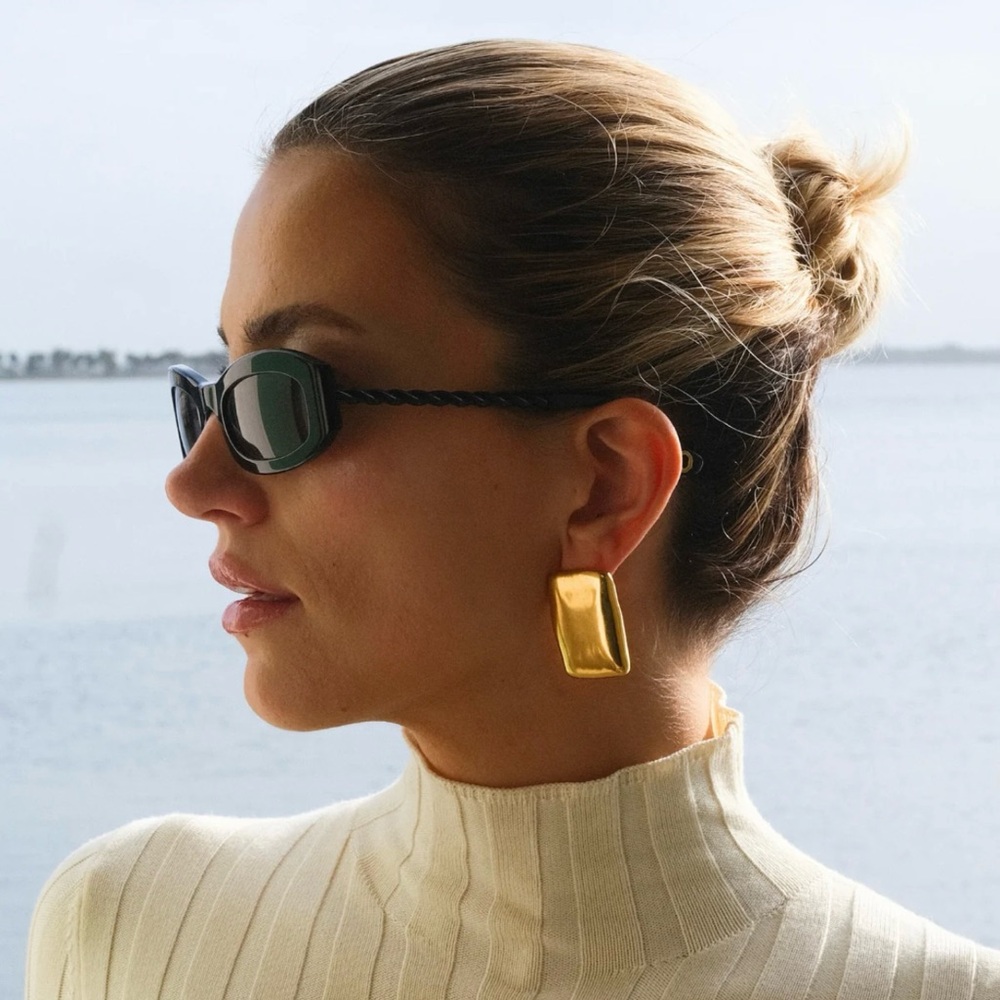 NEW: Gold Rectangular Earrings*High Gloss Finish*Lightweight Earrings*Cait